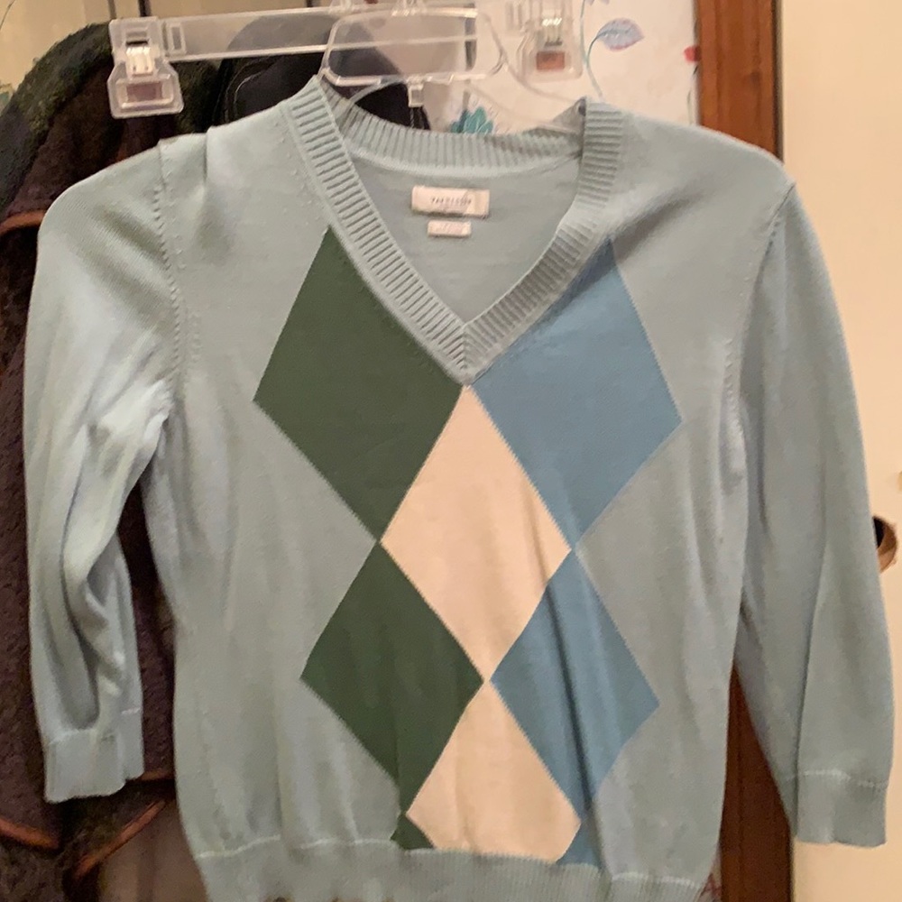 V neck sweater